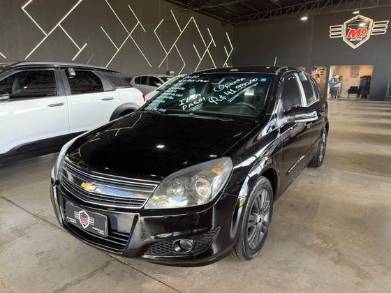 CHEVROLET VECTRA 2.0 MPFI GT HATCH 8V FLEX 4P MANUAL CHEVROLET VECTRA 2.0 MPFI GT HATCH 8V FLEX 4P MANUAL